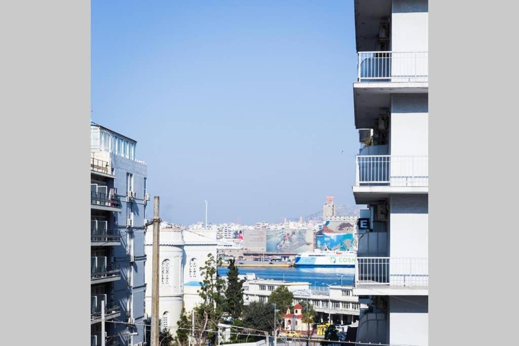 Neoclassical Apartment With 3 Bedrooms In Piraeus Luaran gambar